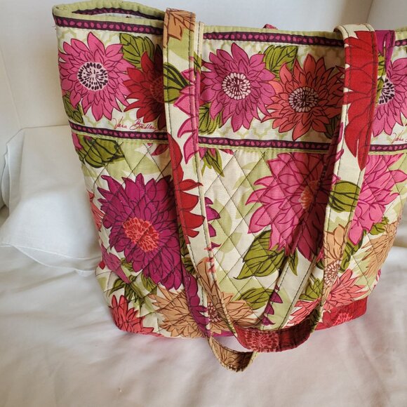 Vera Bradley Hello Dahlia bag 14in x 13in x 4in - Picture 1 of 6